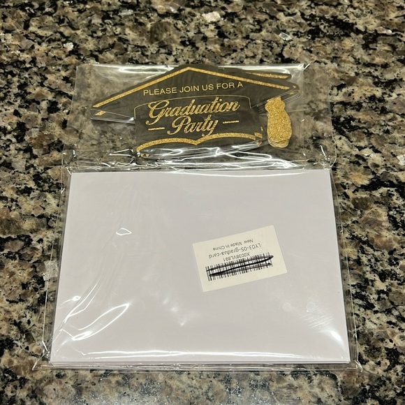 Graduation invites pack 20 - Picture 1 of 5